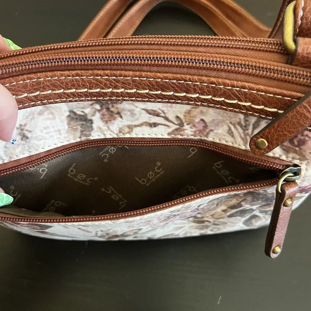 NWOT Born On Concept BOC‎ Faux Leather & Floral Crossbody Purse